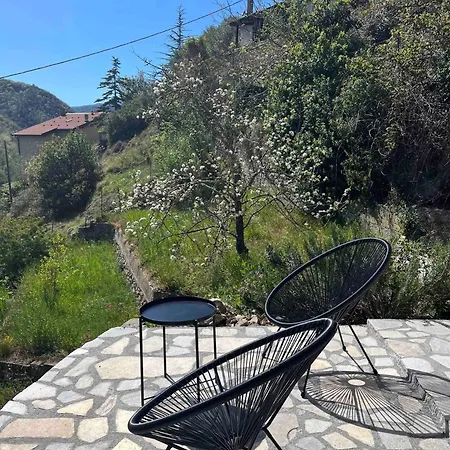 Casale In Campagna Ristrutturato אפריקלה