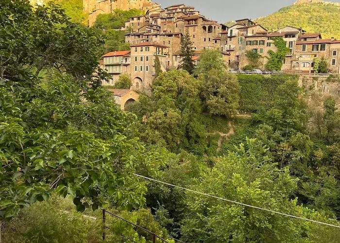 Casale In Campagna Ristrutturato * Apricale